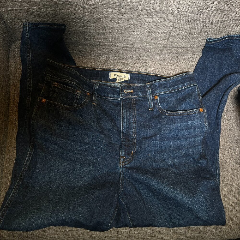 Madewell Curvy High-Rise Skinny Jeans (dark blue wash)